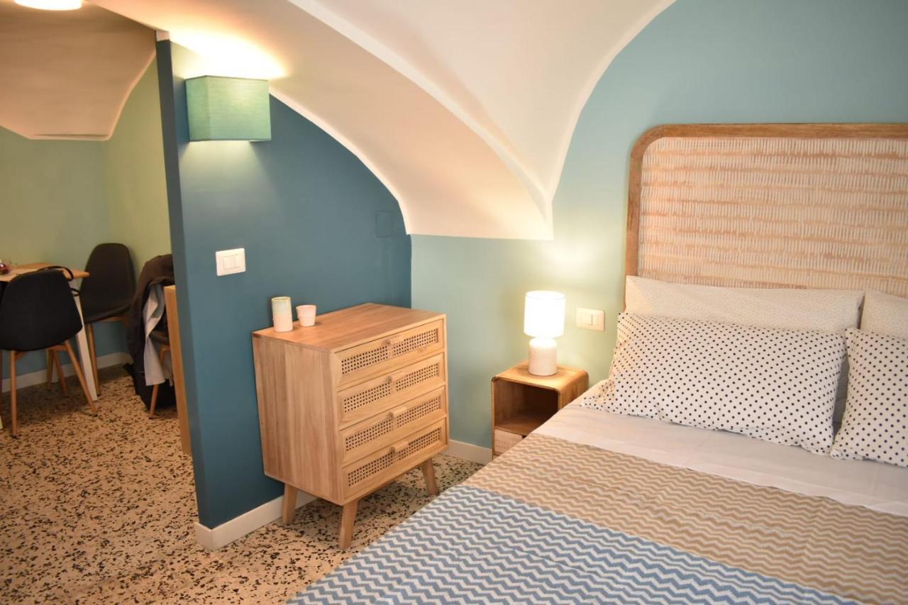 La Casa Sul Teatro Apartment Наполи Екстериор снимка